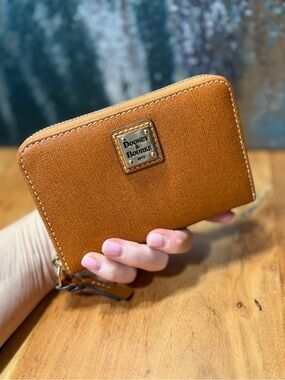 Dooney & Bourke Classic Saffiano Leather Zip Wristlet Wallet Warm Gingerbread